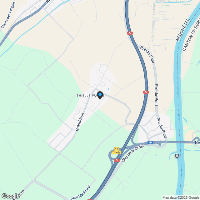 Villa mit Terrasse und Garten - Karte