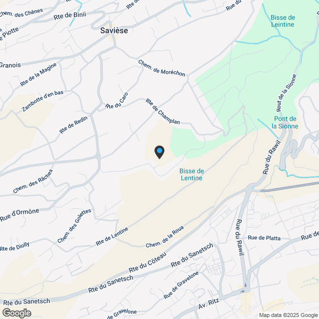 5 1/2 Zimmerwohnung von 169 m2 + mit einem schönen Außenbereich - Karte