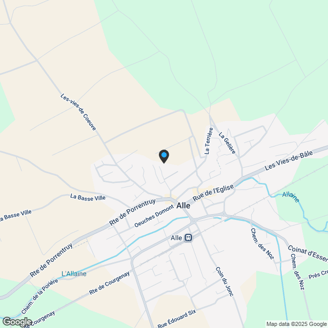 Au centre du village et joliment rénové - Karte