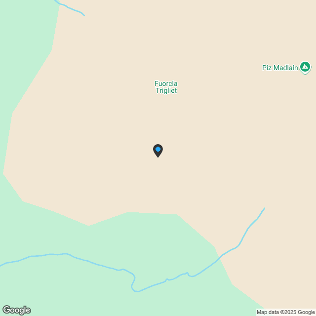 Attraktives Ladenlokal am Stradun im historischen Dorfkern von Scuol - Karte