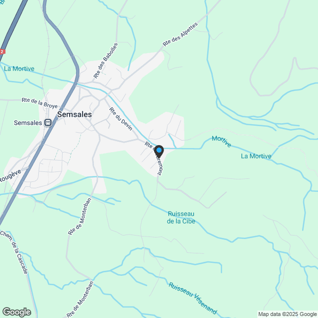 Schönes kleines Haus auf 2 Etagen mit Terrasse und Garten - Karte