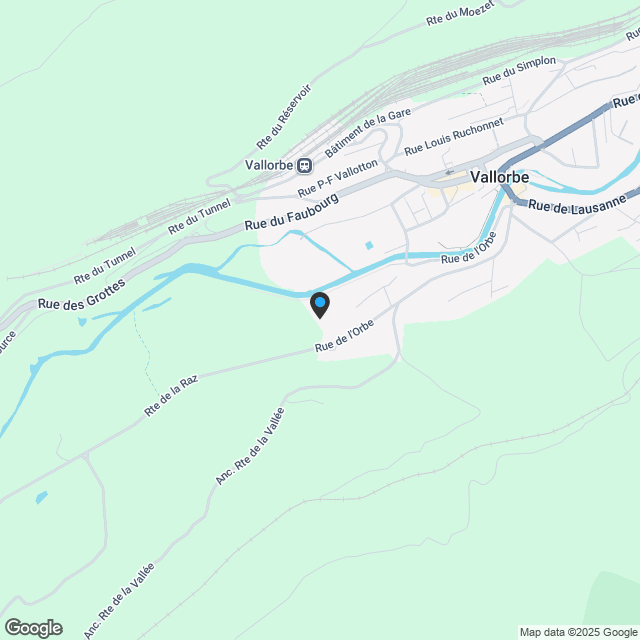 Wohnen Sie in einer contemporary Villa, nur wenige Schritte von der Natur entfernt. - Karte