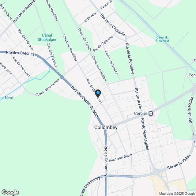 HELLDUNKLE UND ELEGANTE DOPPELVILLA - Karte