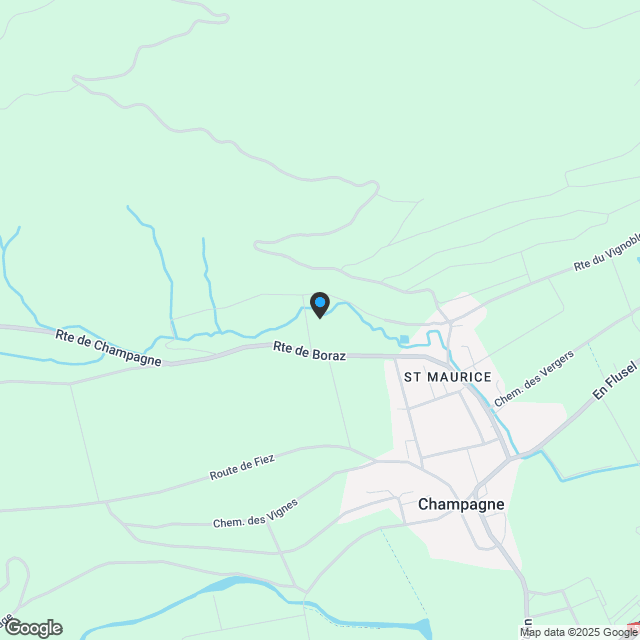 Neu, 3,5 Stück im Dorf Champagne - Karte