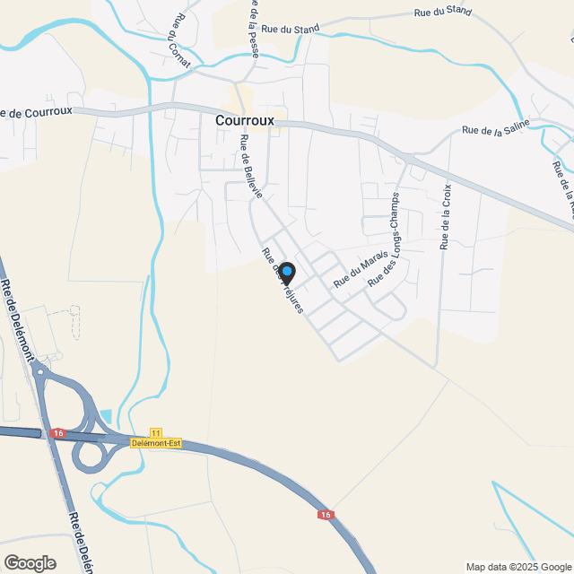 SUPERBES Dachgeschosswohnung mit hohem Standard und 4,5 Zimmern mit einer Wohnfläche von 140 m2 - Karte