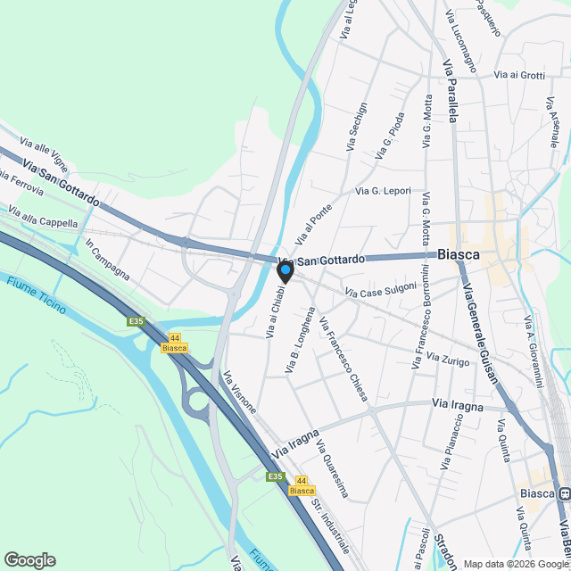 Moderna casa bifamiliare individuale, di 4.5 +3.5 locali con ampio giardino - Karte