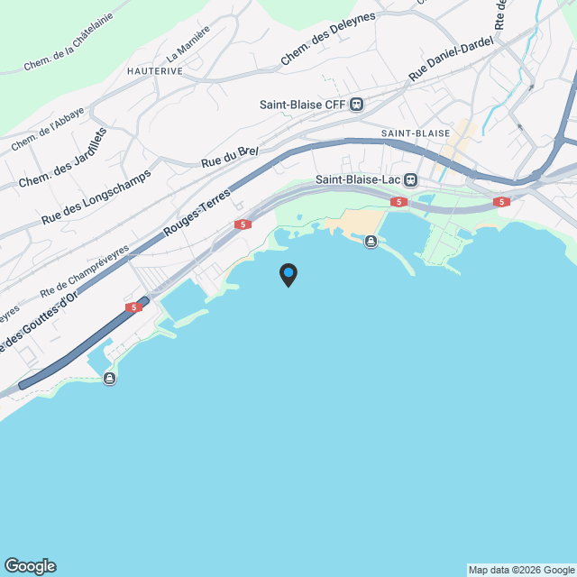 Appartement de 3.5 pièces neuf au rez-de-chaussée avec terrasse - Karte