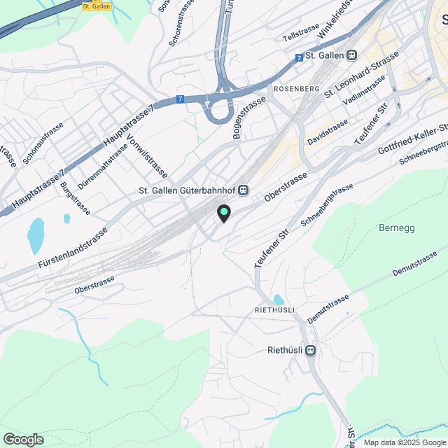 Erstbezug! Neue, grosse und luxuriöse Wohnung mit Gartensitzplatz an zentraler Lage zu vermieten. - Karte
