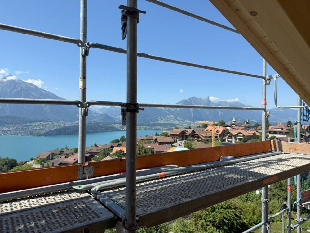 der Innenausbau und die attraktive Aussicht warten - Bild 4