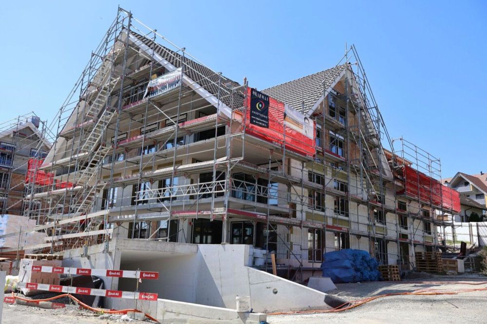 Nicht verpassen, letzte Gelegenheit! Dachwohnung mit perfekt geschnittenem Grundriss - Bild 1