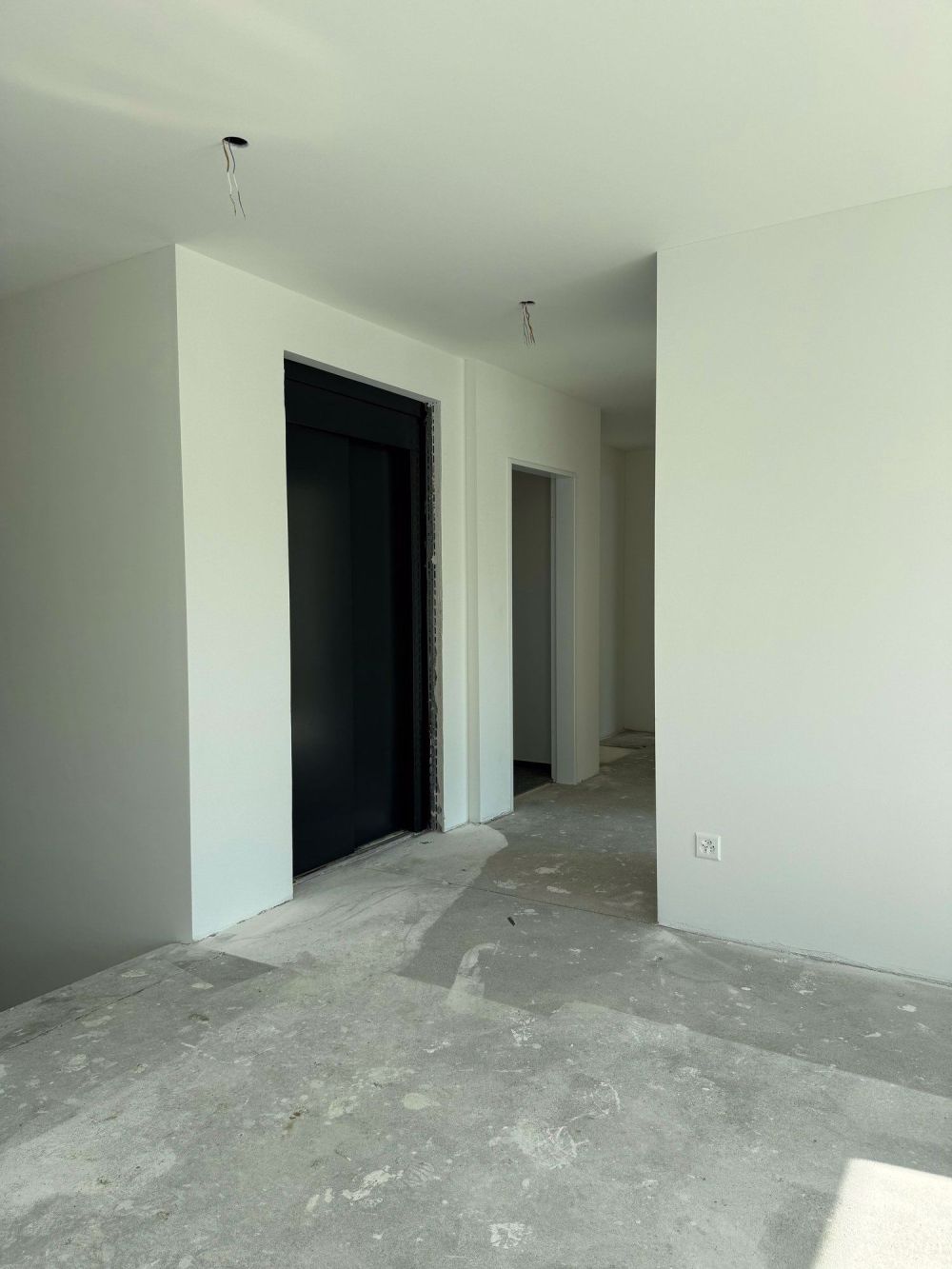 Luxuriöse 3.5-Zimmer-Attikawohnung mit atemberaubender 218 m² Terrasse in Däniken SO - Bild 13