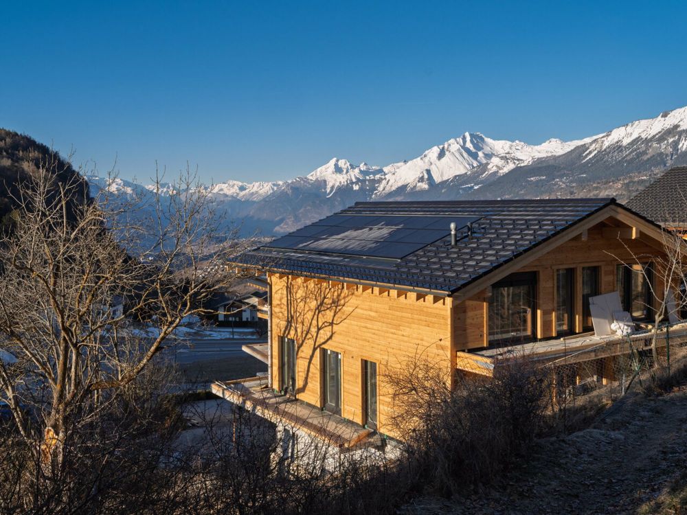 Chalet neuf à Lens - 4 chambres, vue montagne et fitness - Bild 4