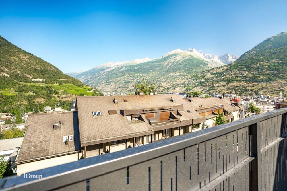 Direkt bezugsbereit: 3.5 Zimmer Neubauwohnung an schöner erhöhter Lage - Bild 11