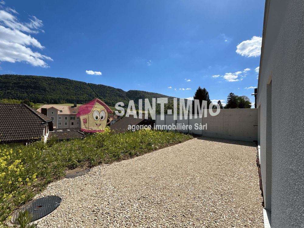 Villa mitoyenne Minergie de 5.5 pièces (158 m2) avec grande terrasse, jardin et garage à Cortébert - Bild 3