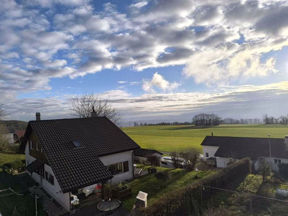 Maison Jumelée neuve de 5.5 pièces à Prêles, idéale pour une famille. - Bild 3