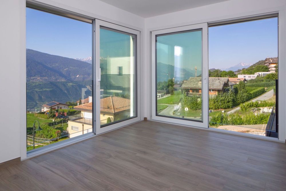 Villa neu erbaut und atemberaubend mit 6,5 Zimmern und Aussicht in Crans-Montana - Bild 5