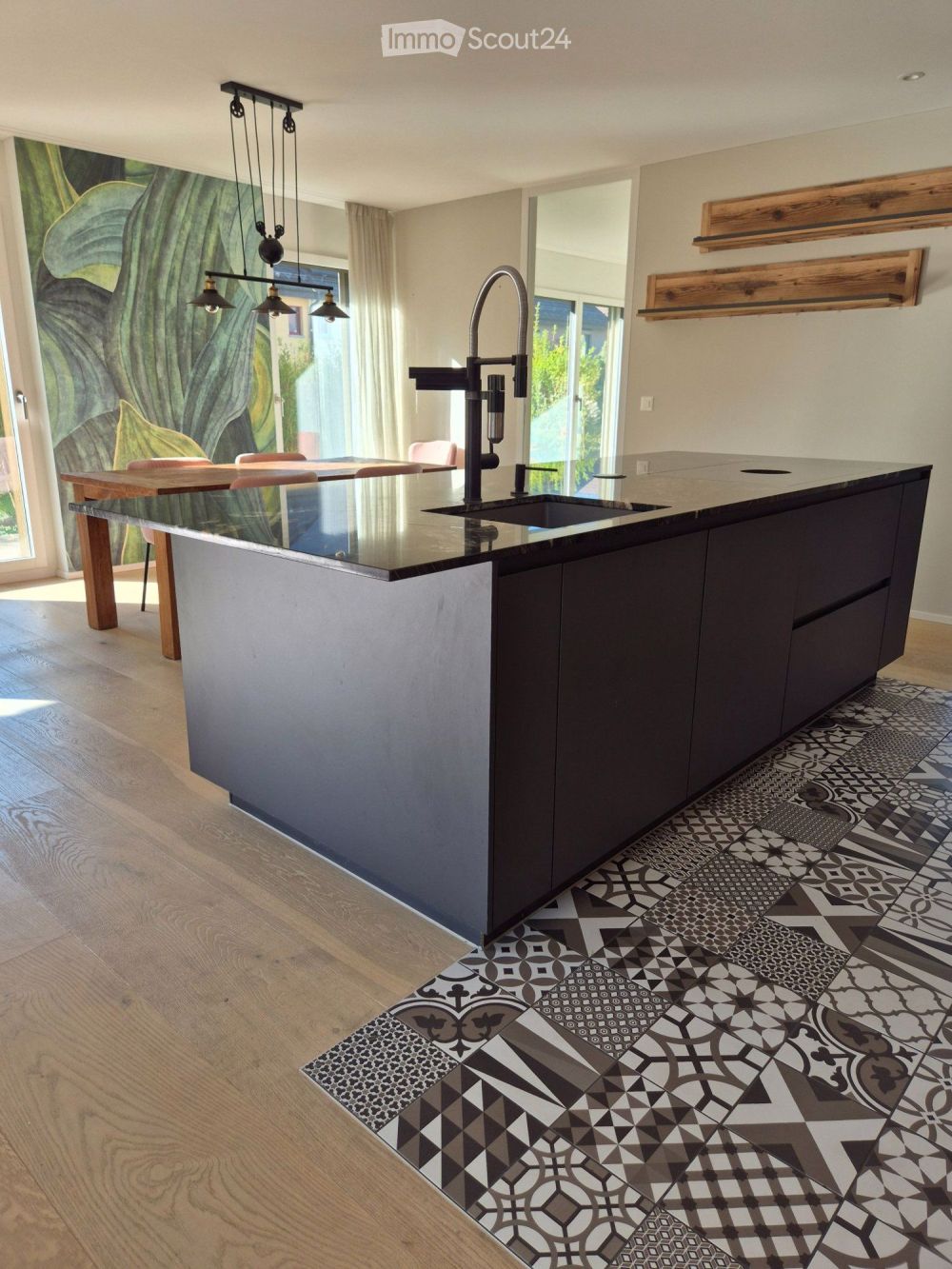 5 ½-Zimmer Gartenwohnung mit grossem Landanteil & Sitzplatz - Bild 8