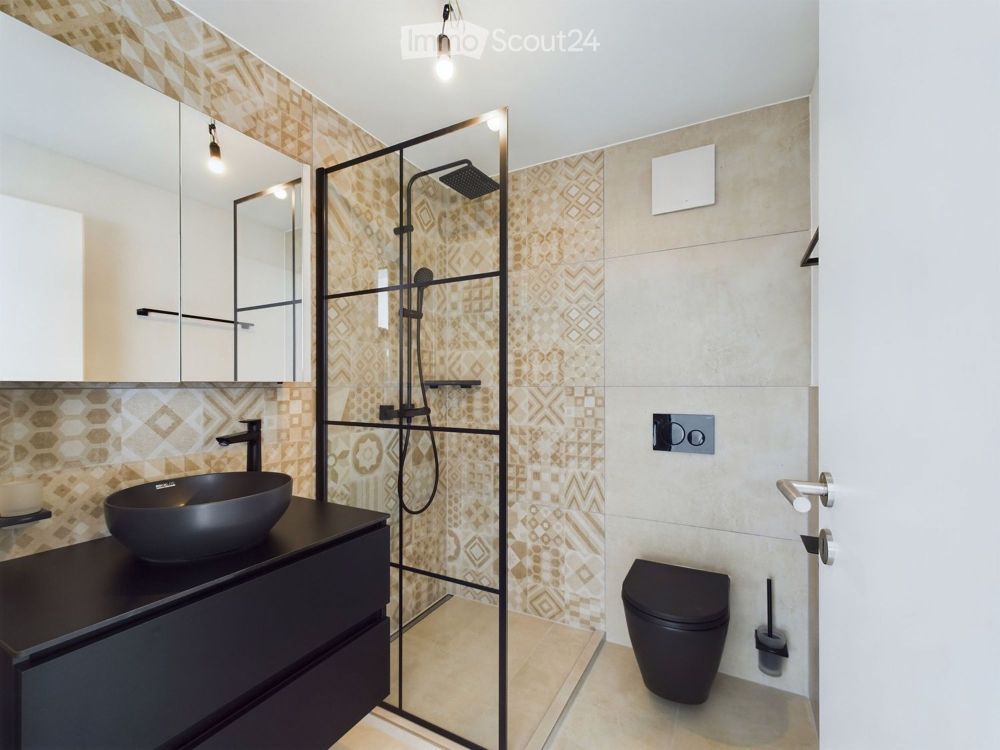 Moderne 4.5-Zimmer-Duplex-Wohnung in Kloten - Bild 4