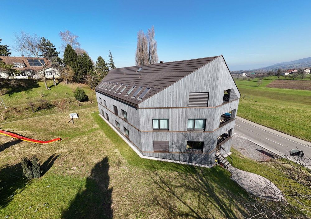 Exklusive Dachwohnung mit spektakulärer Raumhöhe und Seepanorama - Bild 7