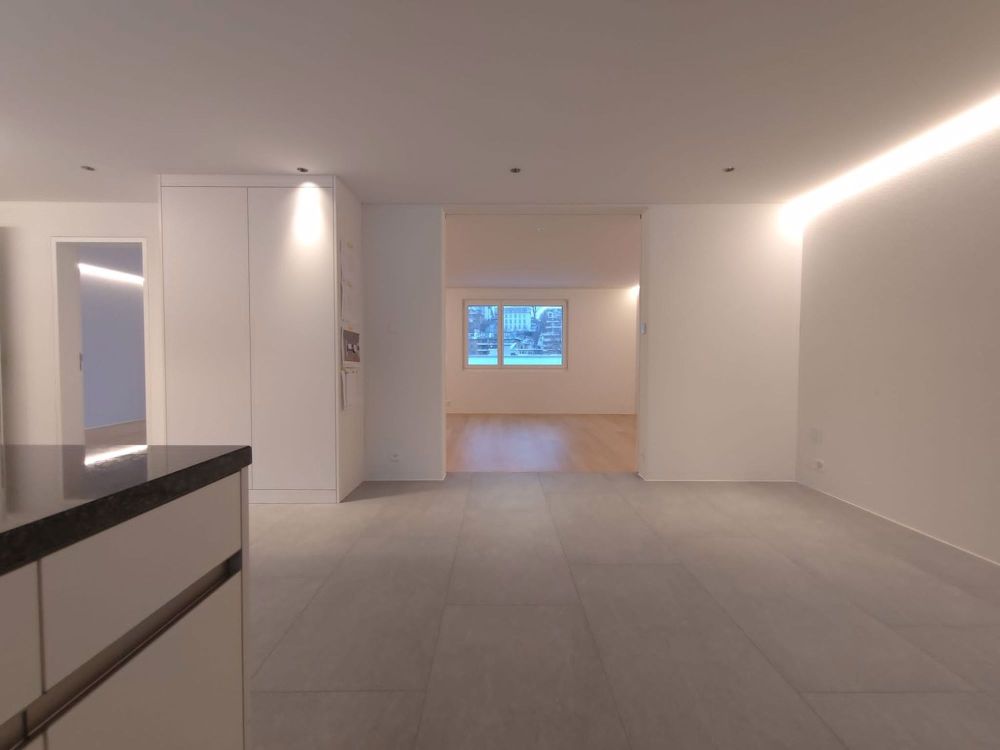 Luxuriöse 2.5-Zimmer-Wohnung in Luzerns Top-Lage - Bild 1