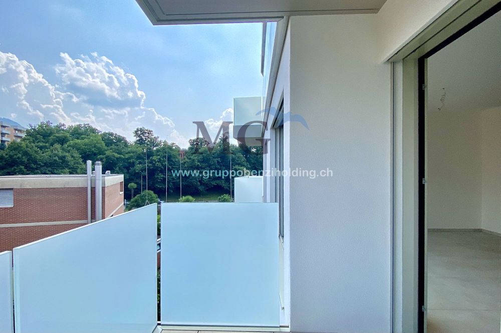 Geräumige 2,5-Zimmer-Wohnung in Neubau mit offener Aussicht - Bild 8