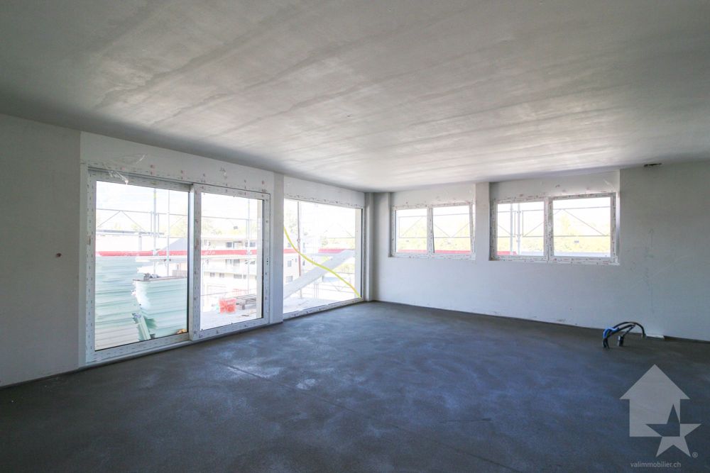 Dachgeschoss-Wohnung 4.5 Zimmer mit Westausrichtung und freier Sicht auf die Alpen - Bild 5