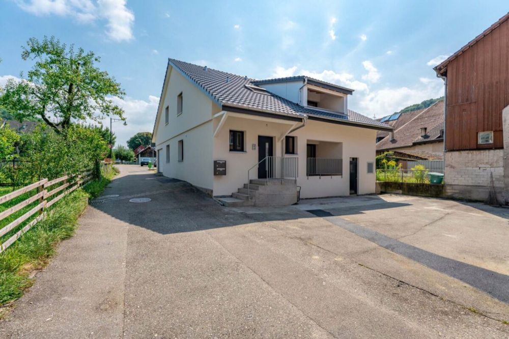 Einziehen & wohlfühlen: 4.5-Zimmer-Wohnung mit Stil und Struktur - Bild 1