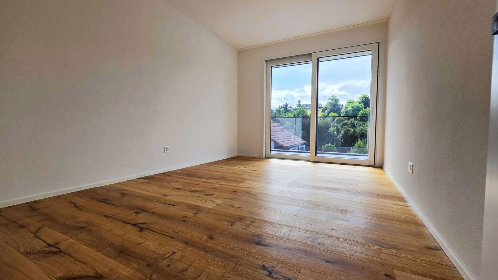 Neubau-Terrassenwohnung an idyllischer Lage - Bild 4
