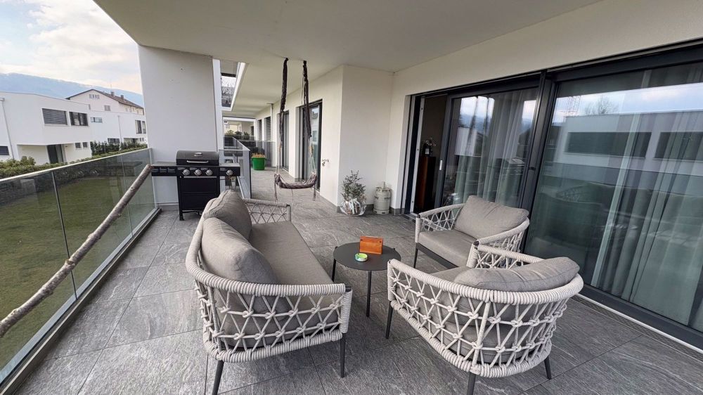 Moderne 3.5-Zimmer-Wohnung mit grossem Balkon in Däniken - Bild 12
