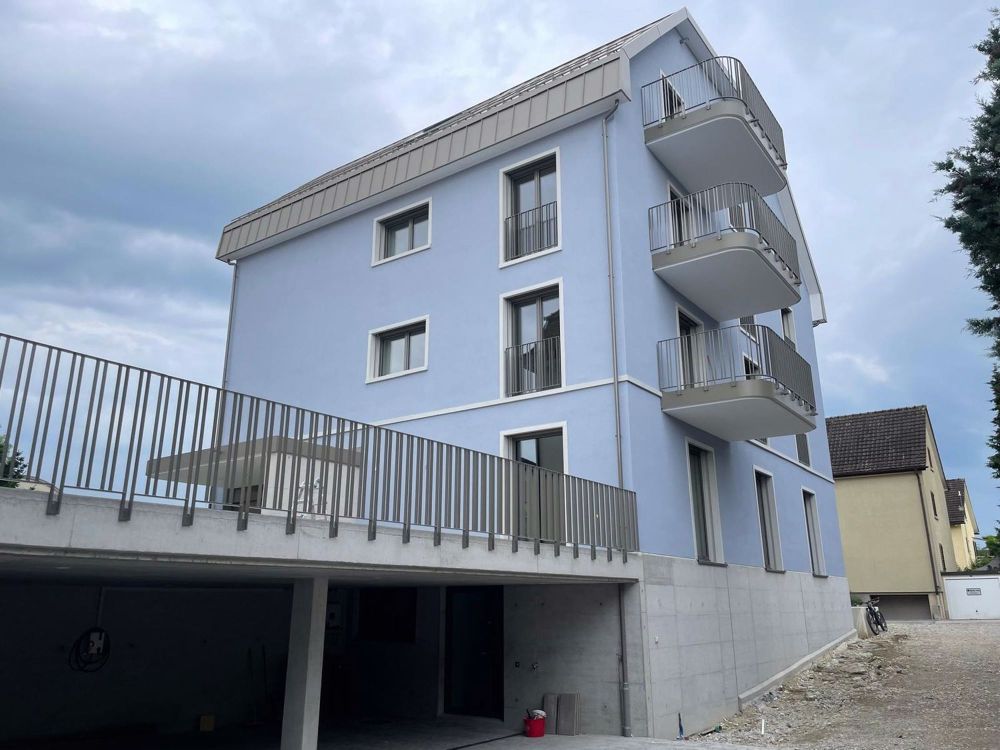 Moderne 4.5-Zimmer-Dachwohnung mit Balkon in Wil - Bild 2