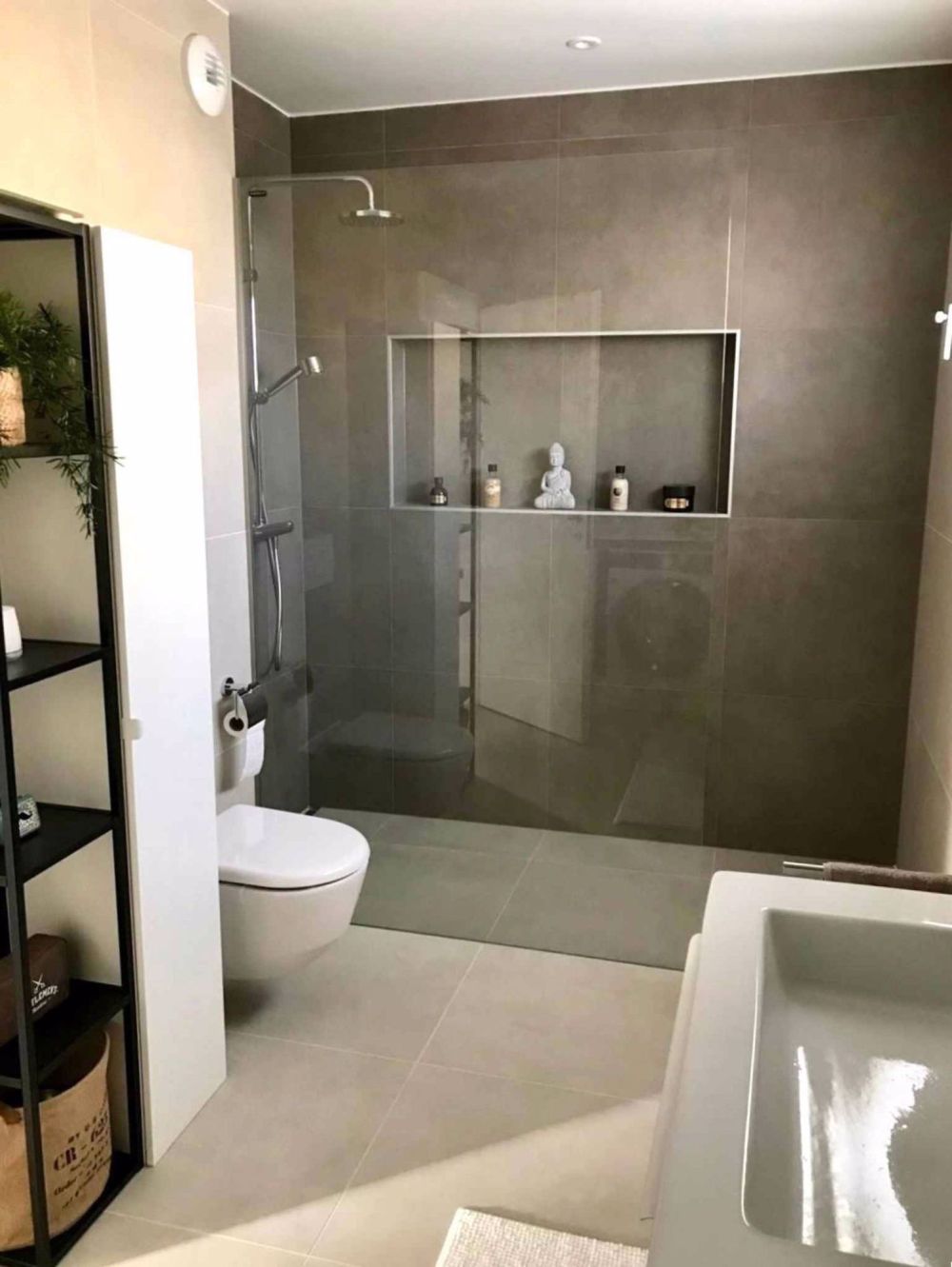 Moderne Villa mit schönen Ausführungen 3 Schlafzimmer und ein schöner Garten - Bild 6