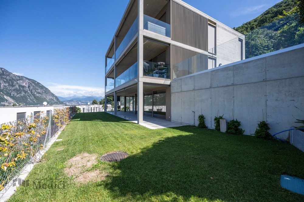 Moderne und elegante Wohnung mit Seeblick - Bild 12