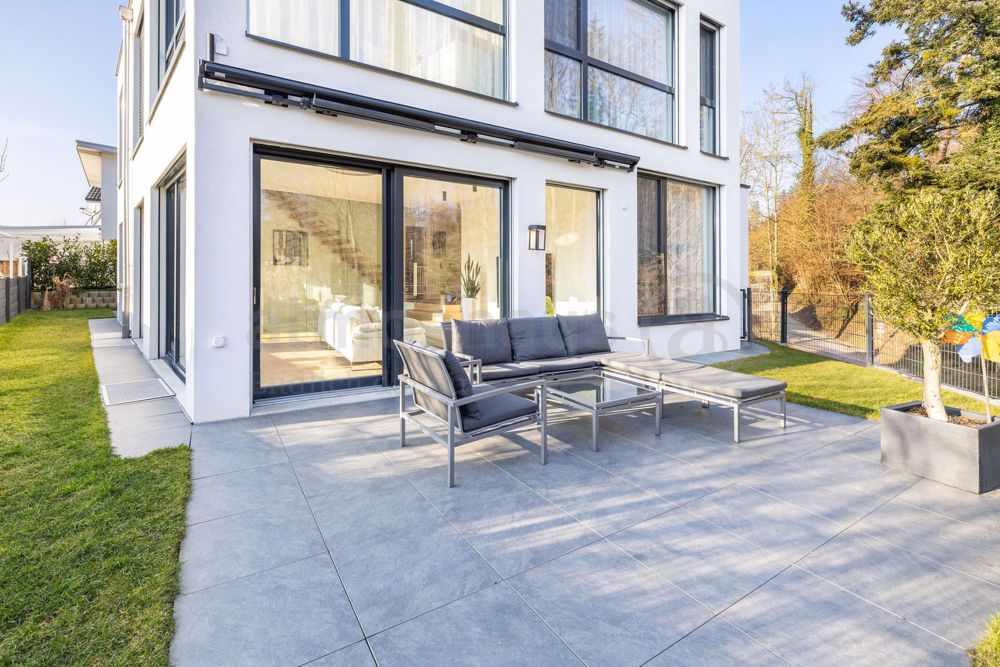 Sonnige EFH-Neubauten mit viel Platz & Top-Lage in Obfelden - Bild 2