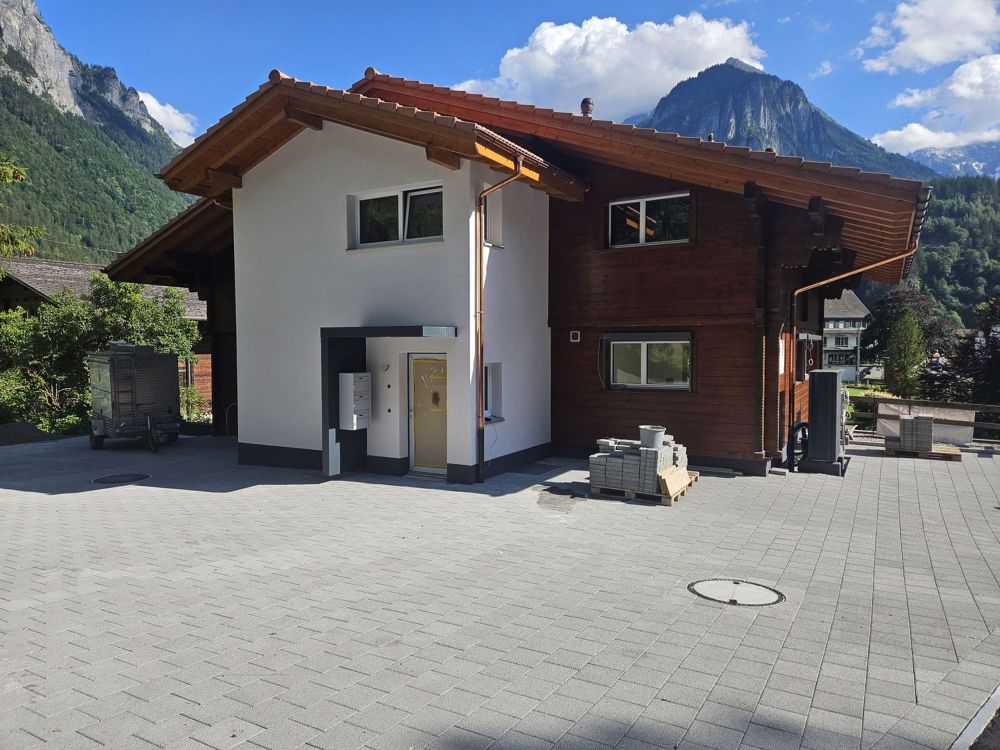 Total Sanierte 3.5-Zimmerwohnung (Erdgeschoss) - Bild 2