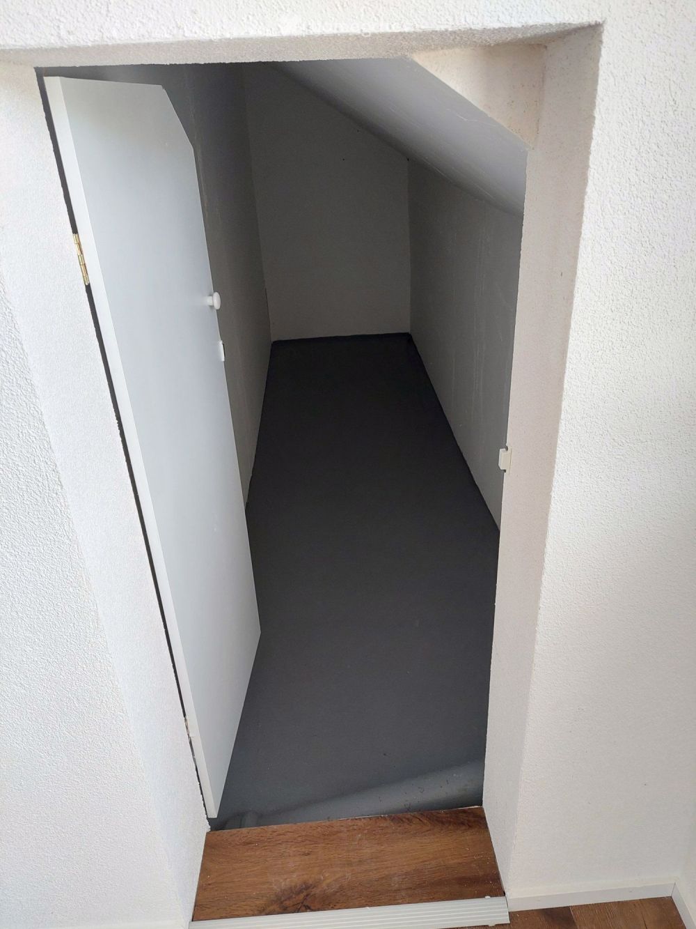 Sehr sonnige, härzige 2,5 ZiWohnung mit Charme im 3. OG - Bild 6