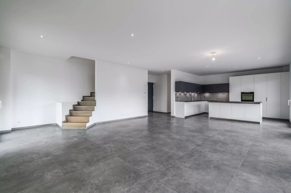 Villa contemporaine neuve sur la commune de Crans-Montana - Bild 2
