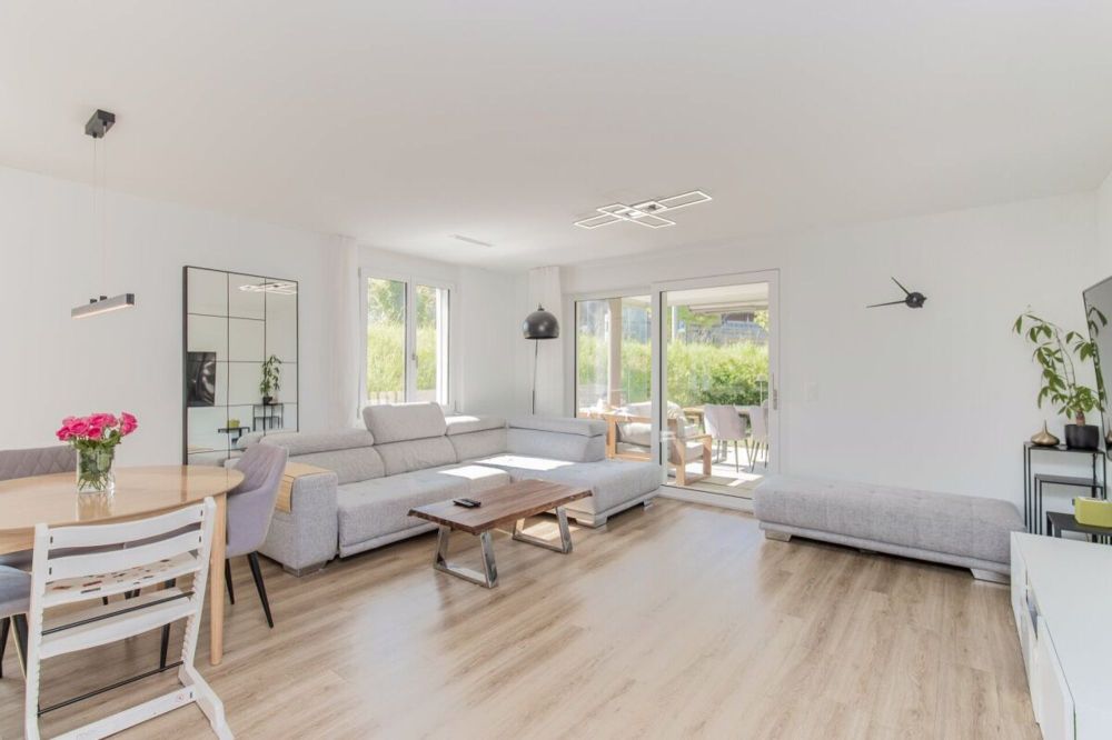 Moderne 3.5-Zimmer-Gartenwohnung - Bild 2