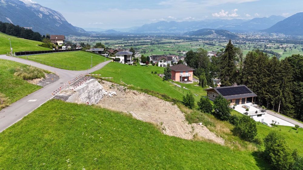 GROSSZÜGIGES EINFAMILIENHAUS MIT UNVERBAUBARER WEITSICHT - Bild 11