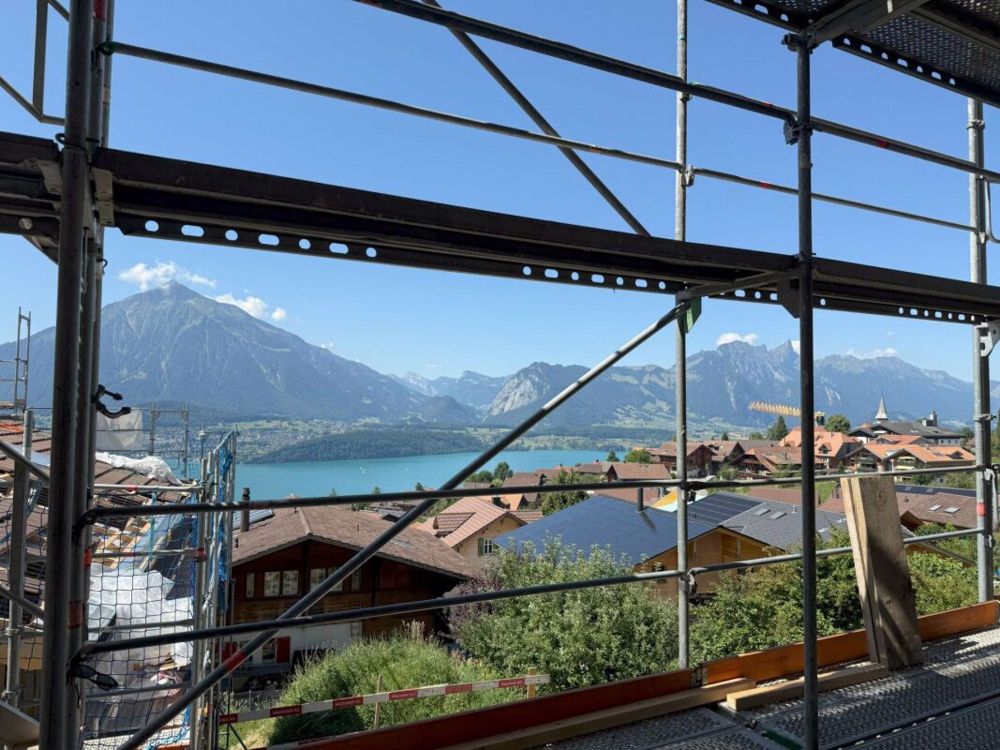 der Innenausbau und die attraktive Aussicht warten - Bild 13