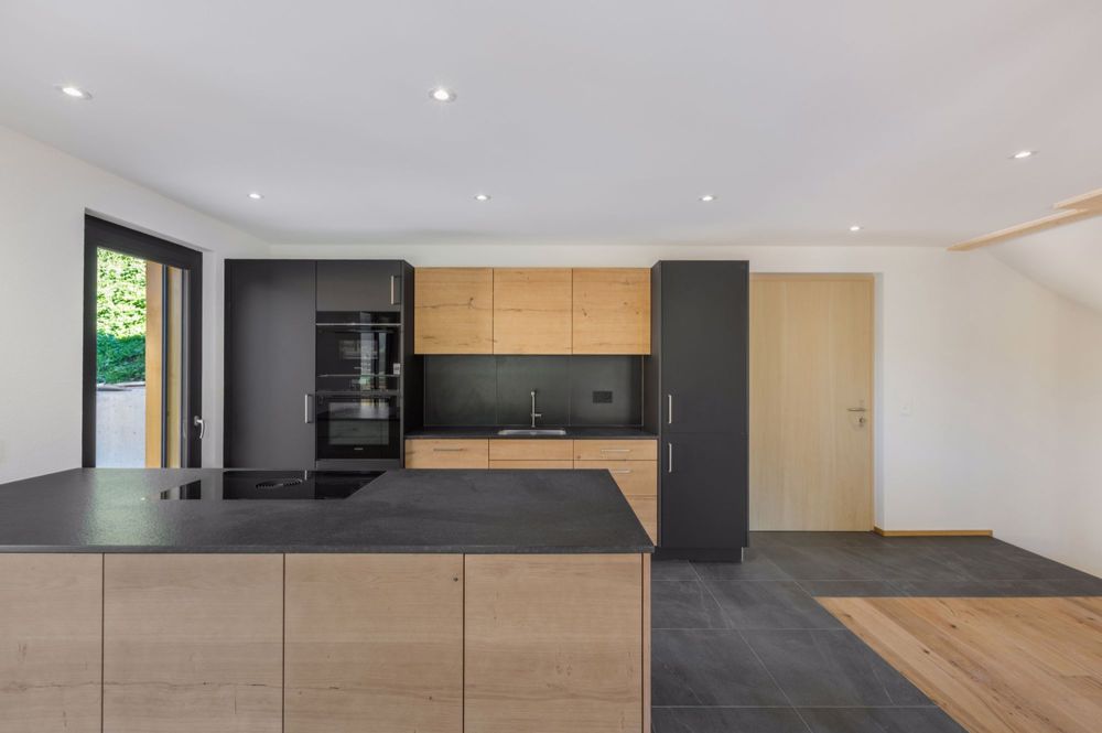 5.5 pièces en duplex dans chalet de 2 appartements - Bild 4