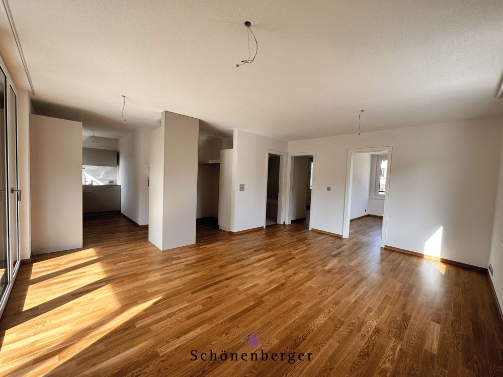 Moderne und vor kurzem sanierte 3.5 Zi.-Whg., 2. OG mit Balkon (8qm) - Bild 3