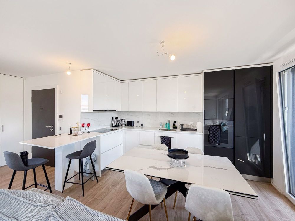 Neu: prächtige Dachgeschosswohnung - Bild 3