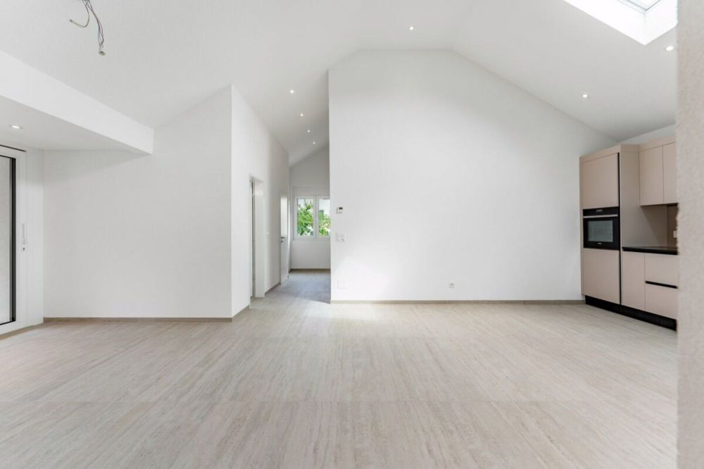 Licht, Raum & Ruhe - moderne Eigentumswohnung mit Balkon - Bild 1