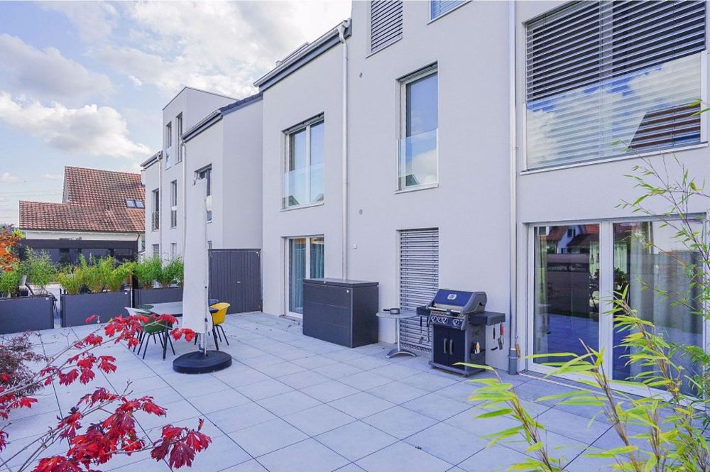 Gediegene 5.5 Zimmer-Gartenwohnung für Geniesser - Bild 10