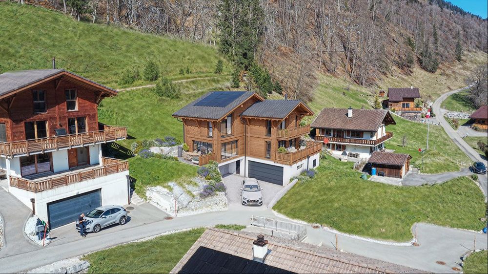 Magnificent neues Chalet mit 4,5 Zimmern und Panoramablick auf die Berge - Bild 2