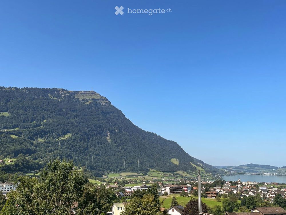3 1/2 Zimmer-Wohnung mit See- und Bergsicht - Bild 1