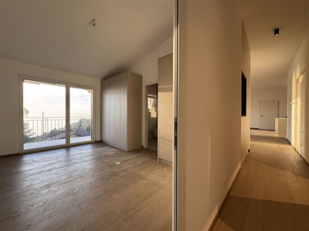 Neue Residenz mit 4 Wohnungen mit herrlichem Panorama - Bild 11