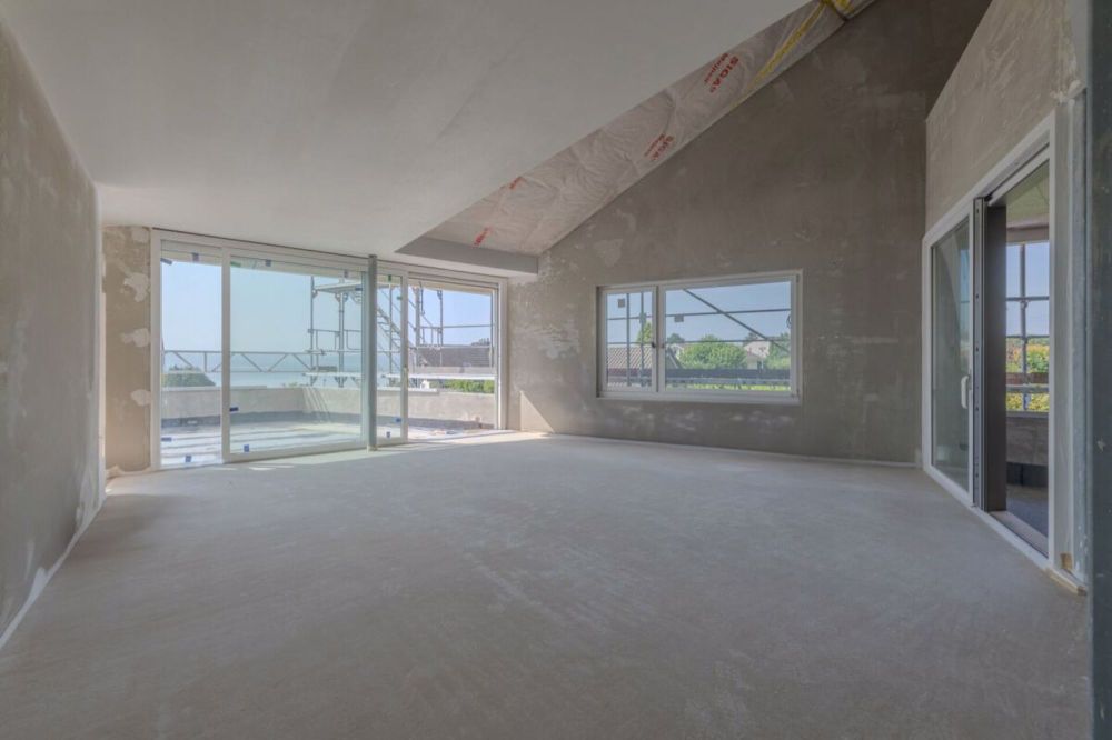 GROSSEN IMMOBILIEN - Exklusive 4.5-Zimmer Maisonettewohnung mit Weitsicht in Lugnorre - Bild 3
