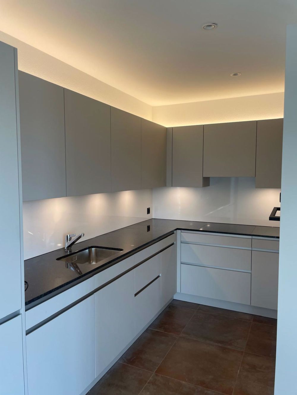 Moderne 4.5-Zimmer-Dachwohnung mit Balkon in Wil - Bild 4