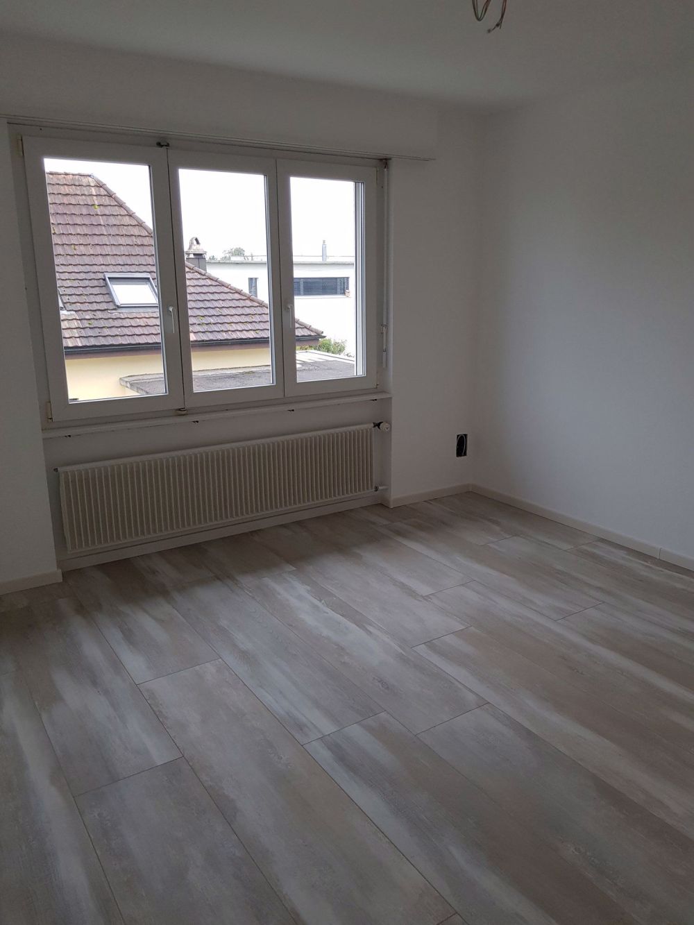 Neu renovierte Wohnung im 2-Familienhaus - Bild 12